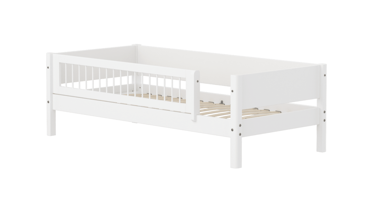 FLEXA Day Bed with safety rail, MDF/Solid Pine, 90x200 cm
