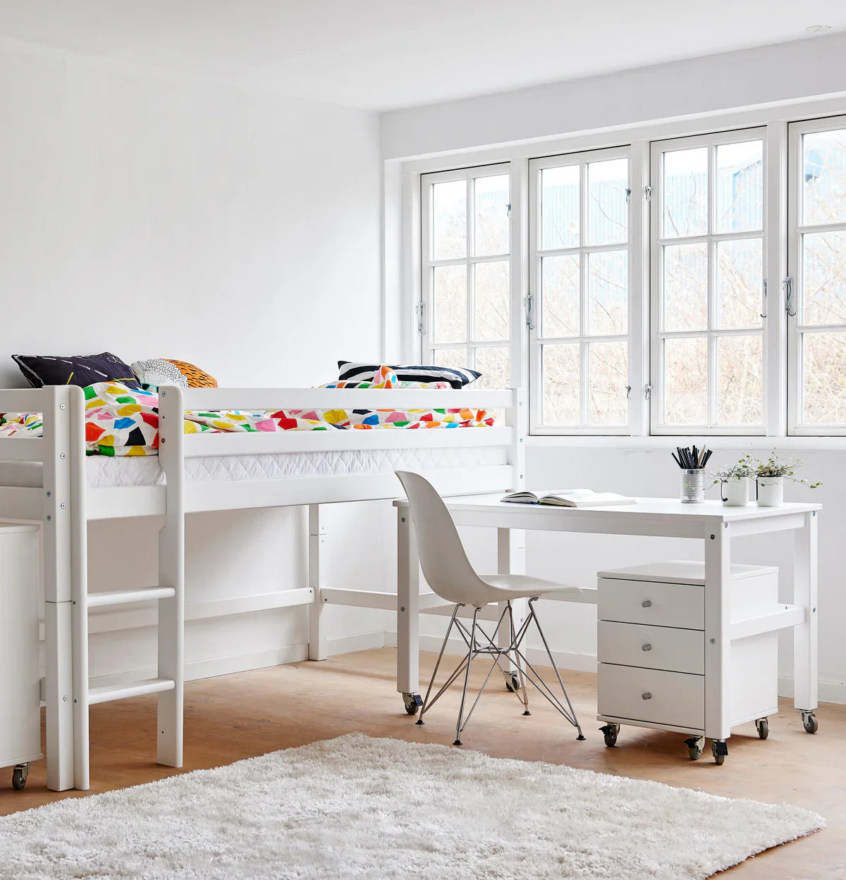 Hoppekids ECO Dream Mid Sleeeper Bed with Desk
