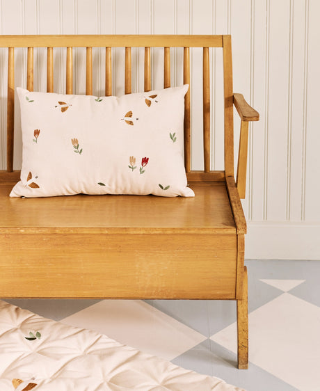 Cinna Cushion, Songbirds