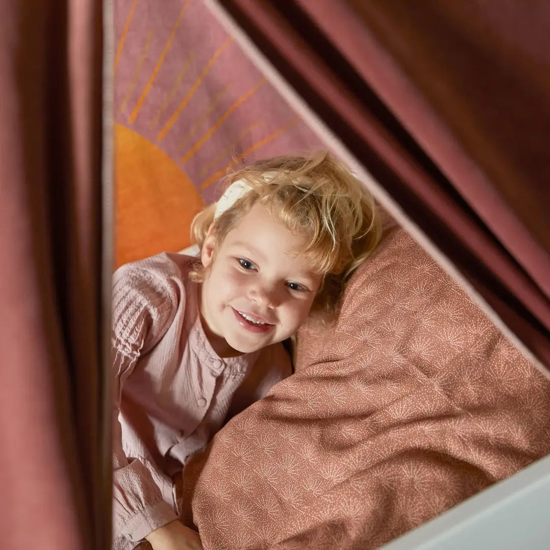 LIFETIME Kidsrooms Sunset Dreams Cabin Bed