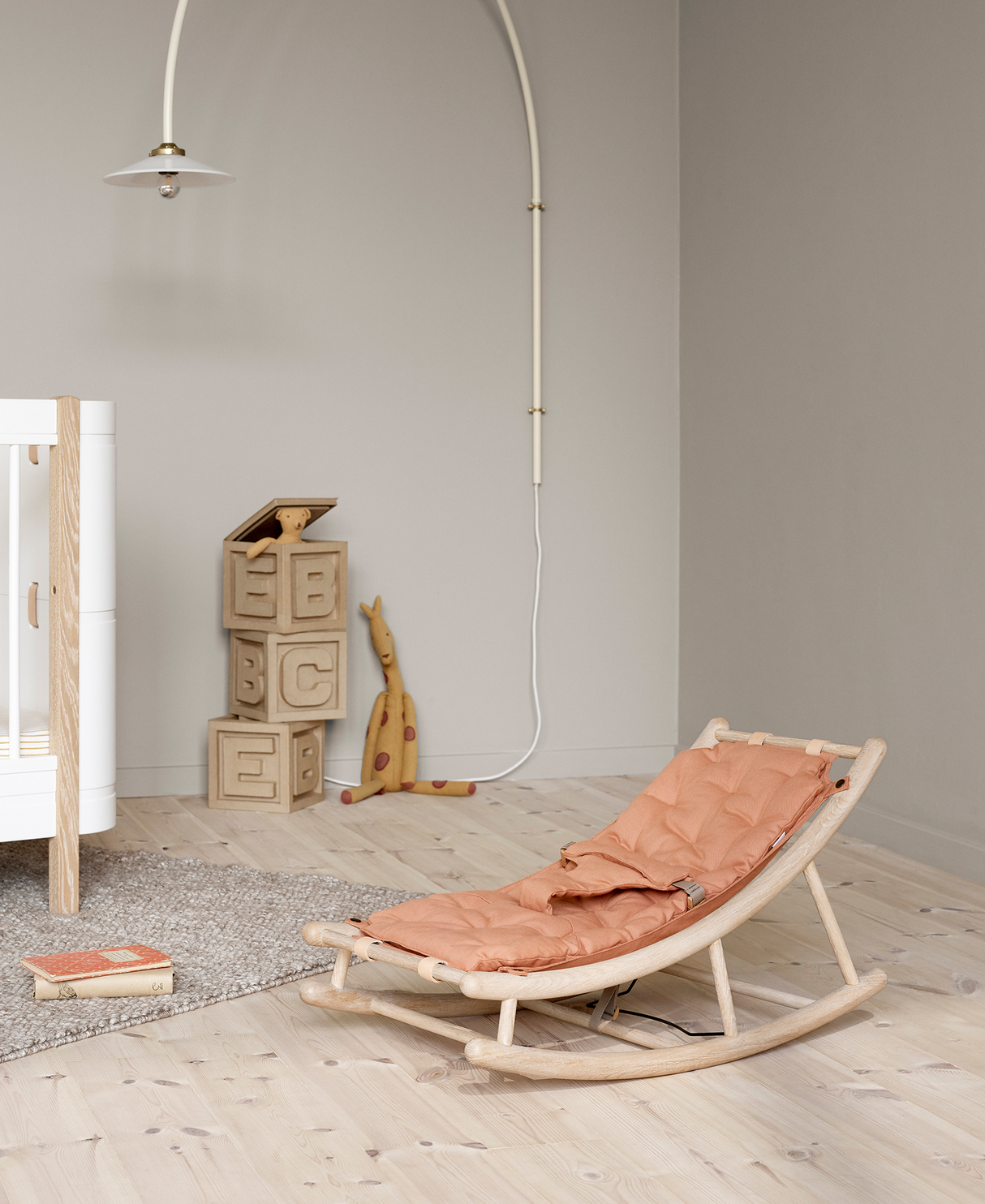 Wood baby & toddler rocker, oak/caramel