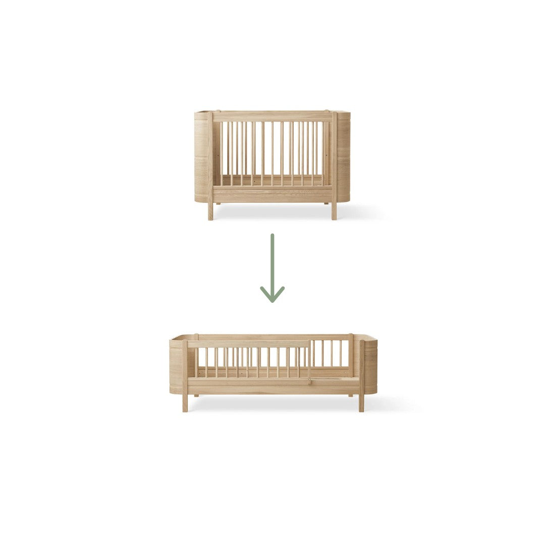 Oliver Furniture Mini+ Junior Kit MINI+ COT to MINI+ JUNIOR BED Oak 041581