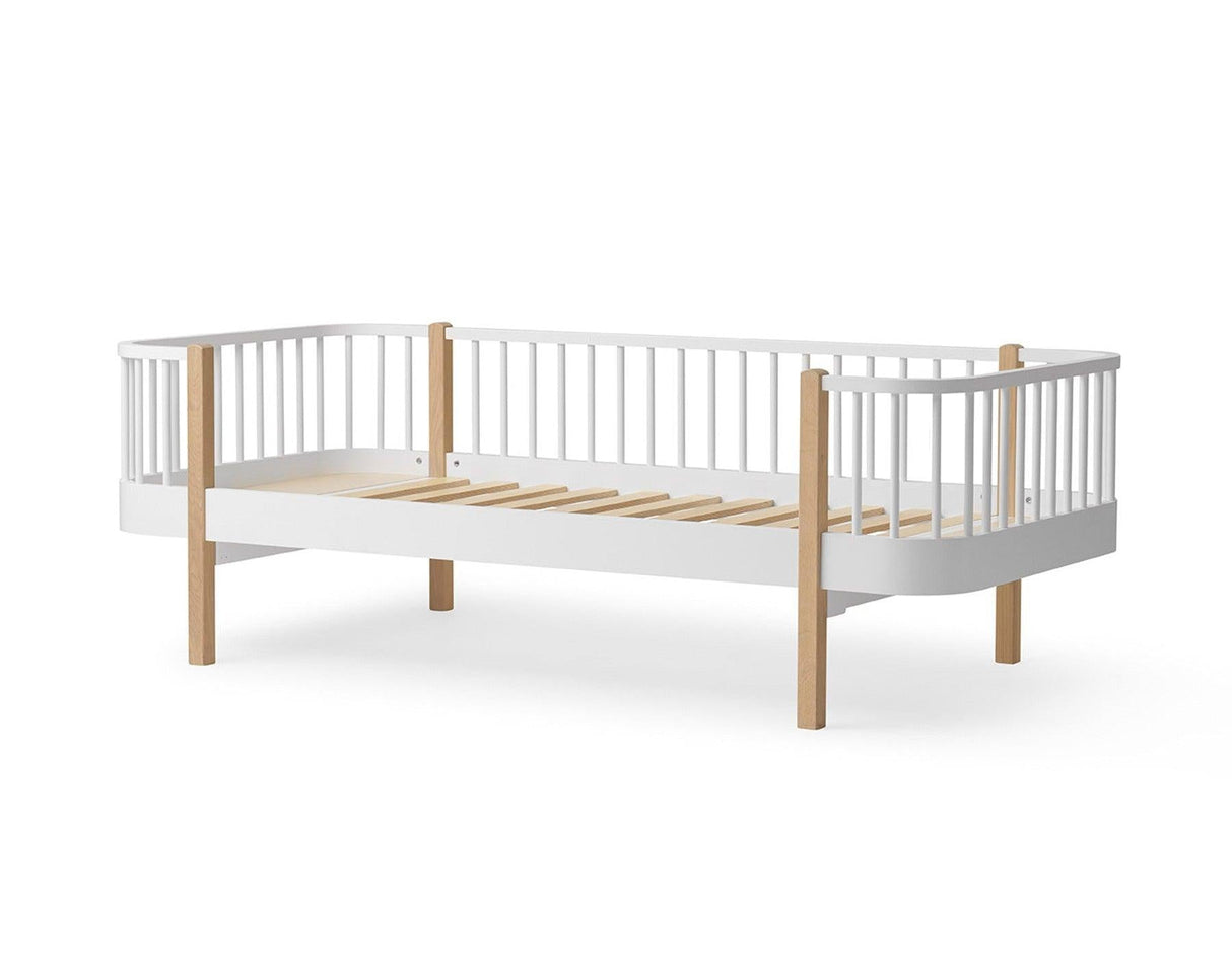Oliver Furniture Wood Original Day Bed in White/Oak