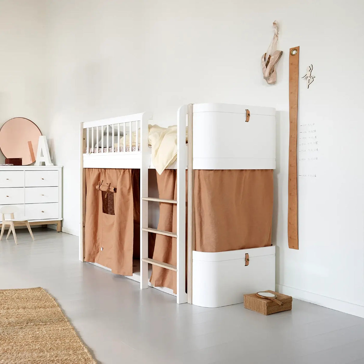 Oliver Furniture Wood Mini+ Low Loft Bed in White/Oak