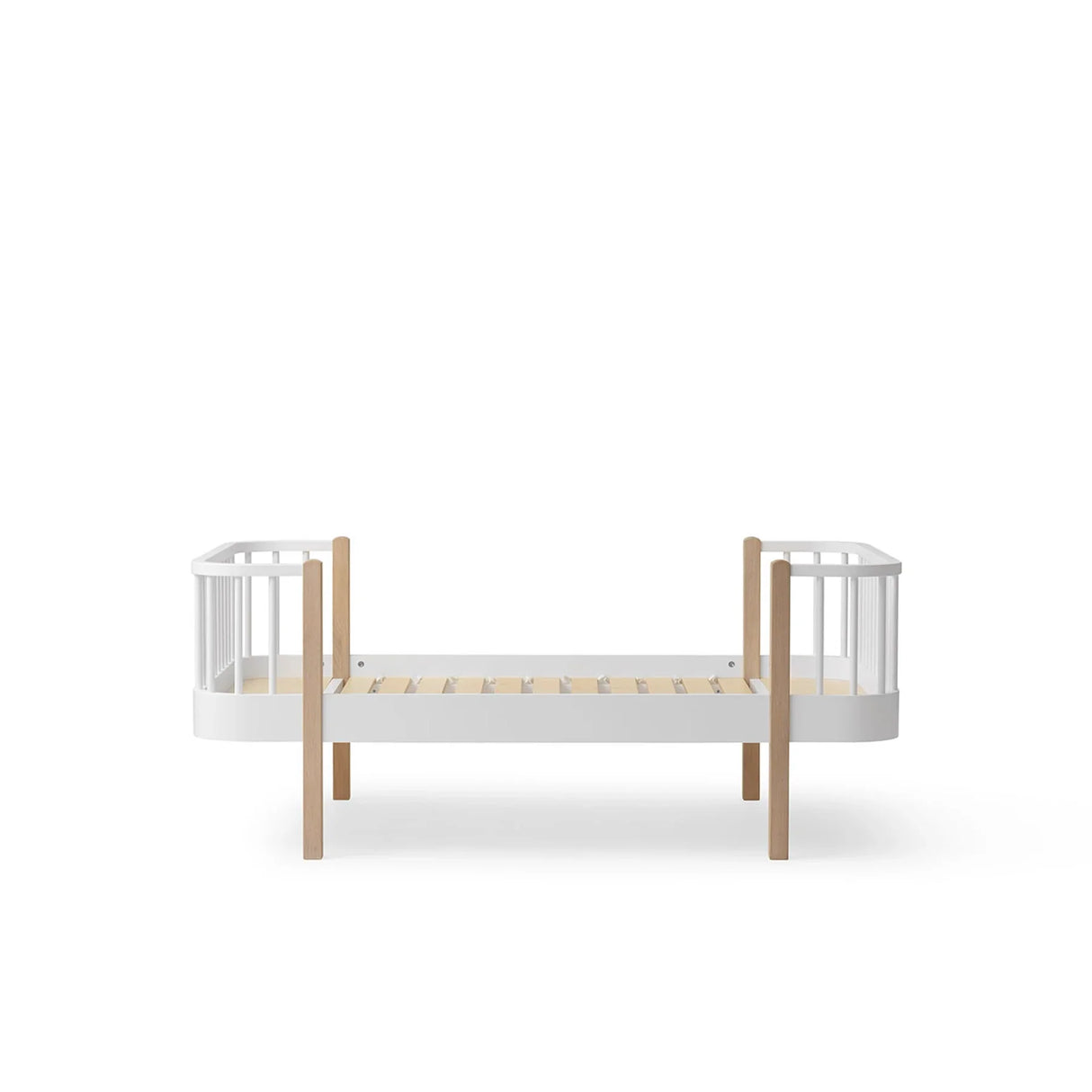 Oliver Furniture Wood Original Junior Bed in White/Oak