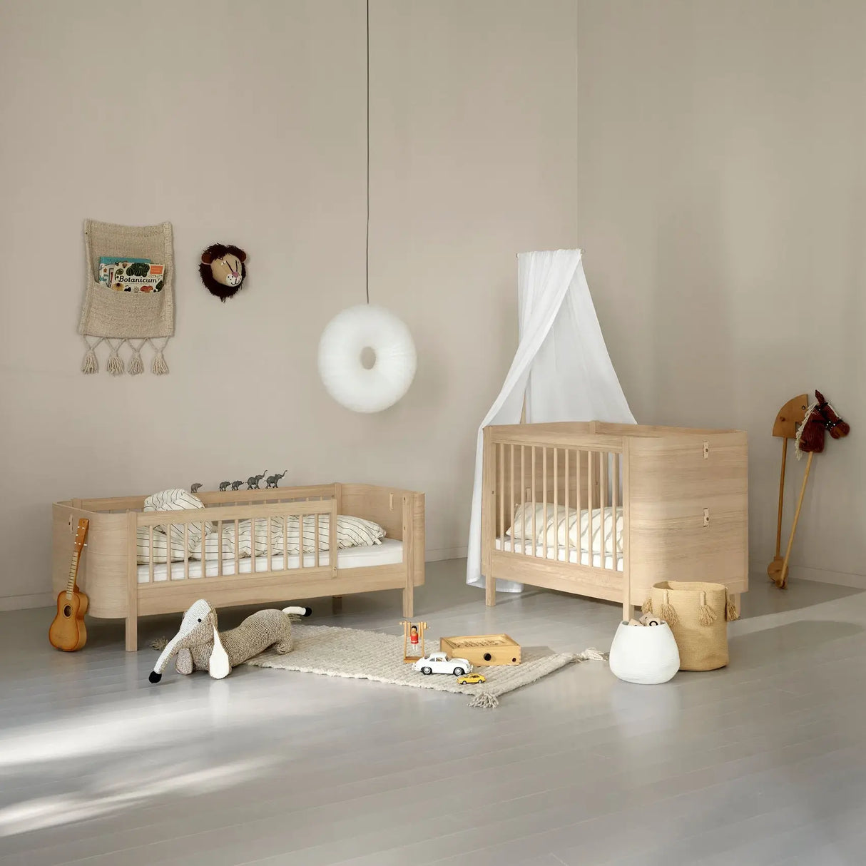 Oliver Furniture Mini+ Junior Kit MINI+ COT to MINI+ JUNIOR BED Oak 041581