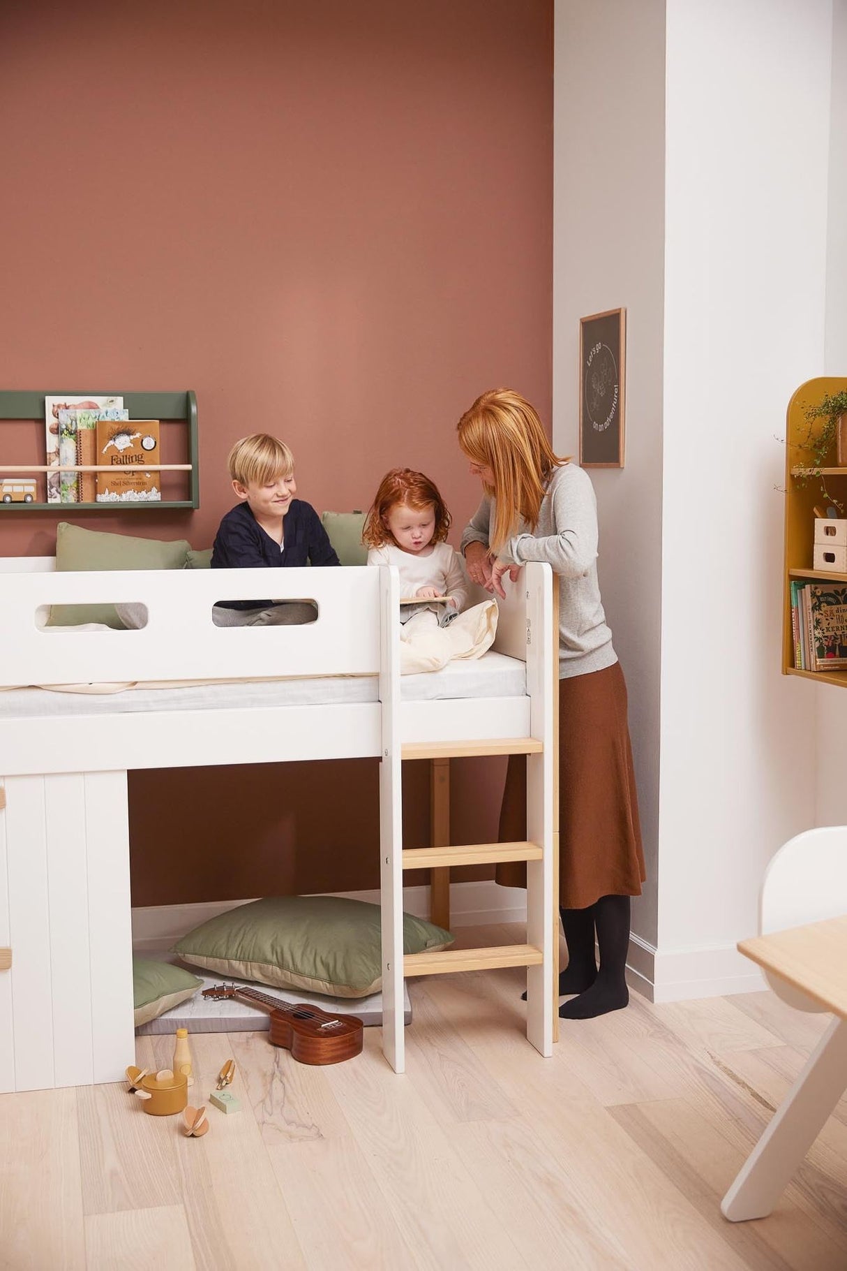 FLEXA Nor Mid Sleeper Bed, straight ladder & Treehouse Bed Fronts, oak frame, MDF/Solid oak, 90x200 cm